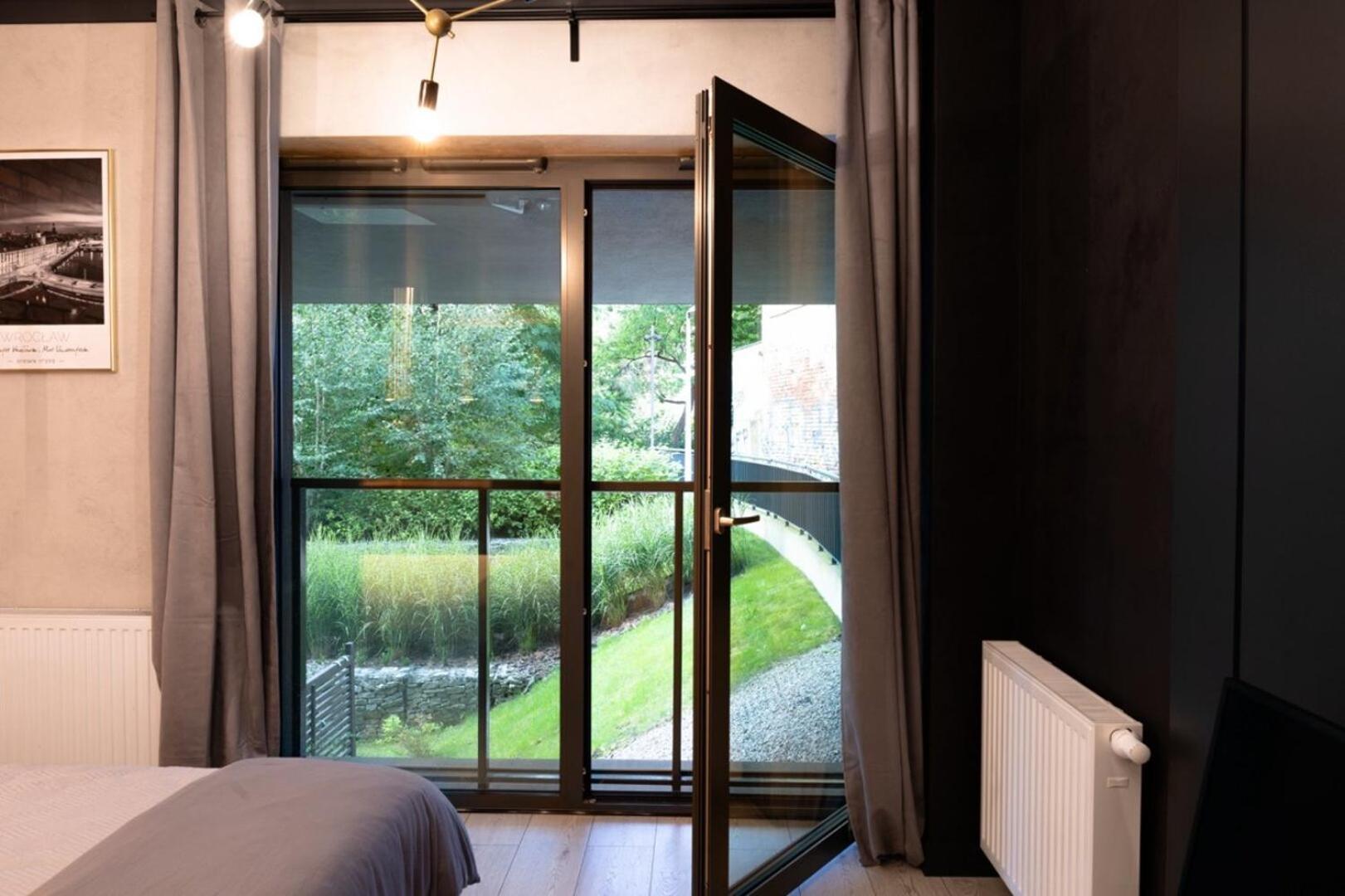 Wb Premium - Jacuzzi Spa - 24h Self Check-in Wroclaw